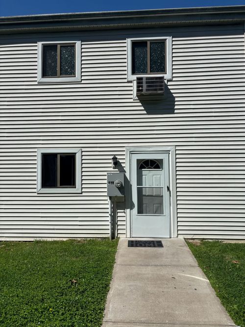 126-126 Beaman Brk, Bloomfield, CT, 06002-4009 | Card Image