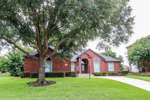 133 Waterford Way, Montgomery, TX, 77356-8330 | Card Image