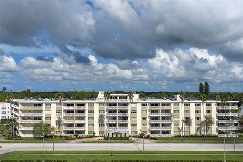 208-1200 N Shore Dr Ne, ST PETERSBURG, FL, 33701-1446 | Card Image
