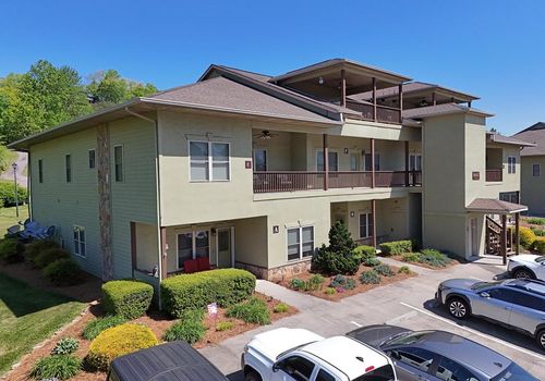 1647 Lakeview Drive Unit C, Young Harris, GA, 30582 | Card Image