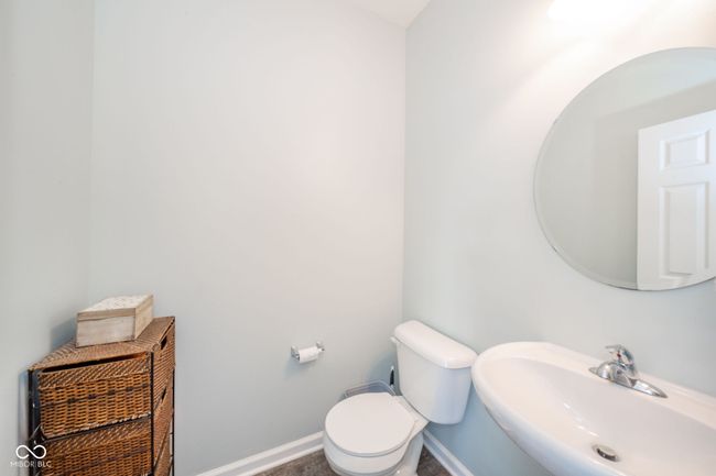 downstairs bath | Image 9