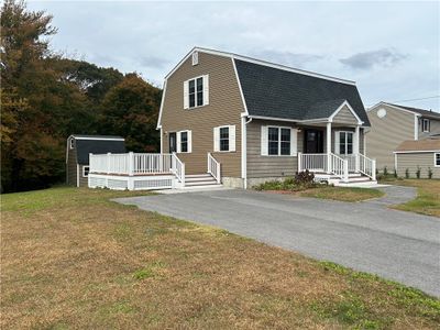 3 Terry Circle, House other with 3 bedrooms, 2 bathrooms and 4 parking in Westerly RI | Image 3