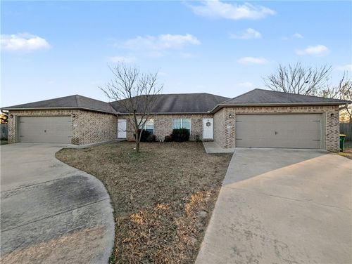 860 & 862 Oakwood Court, Centerton, AR, 72719 | Card Image