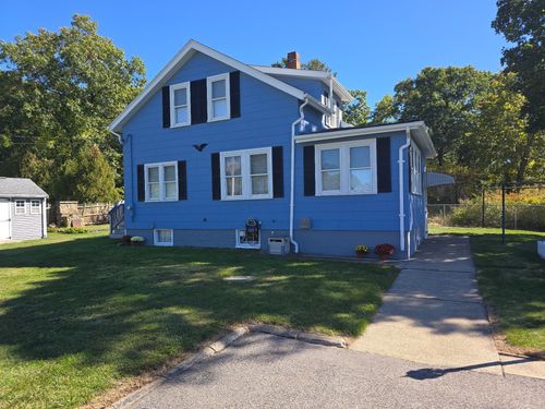5 Hoffman St, Taunton, MA, 02780 | Card Image