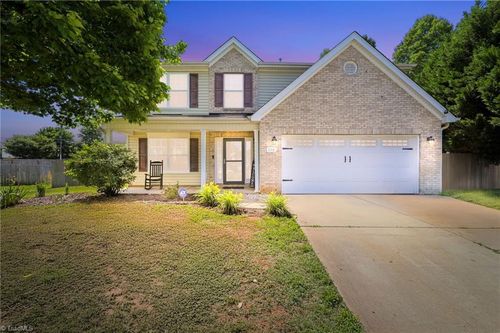 116 W View Dr, Burlington, NC, 27215-4694 | Card Image
