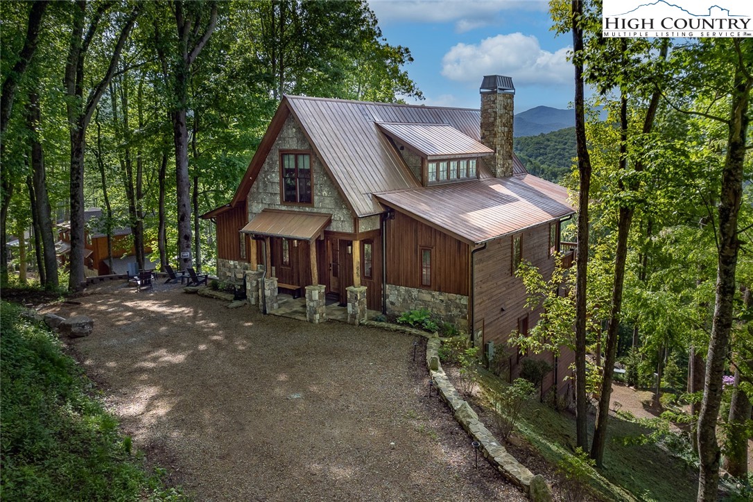 Autumn Blaze Ct, Banner Elk, NC 28604