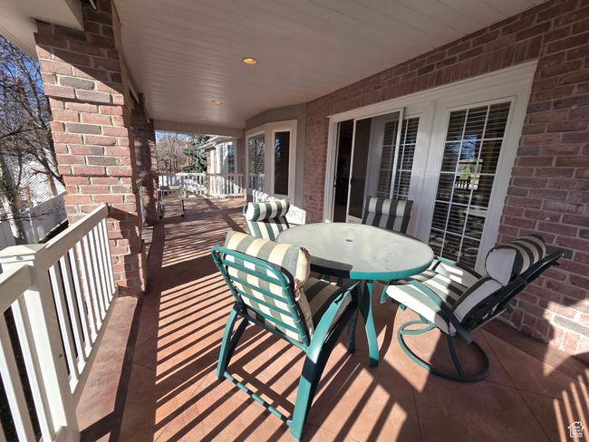 Covered Deck | Image 35