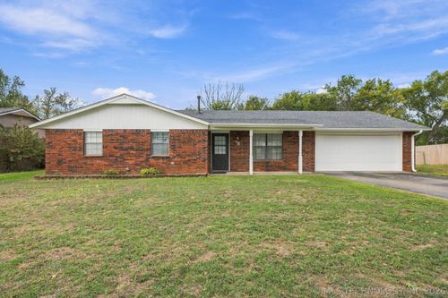 75 S Gladd Rd, Fort Gibson, OK, 74434-8363 | Card Image