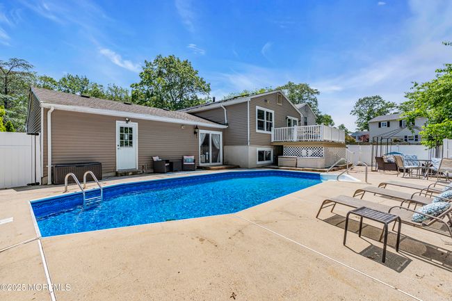 12 Silversmith Ct, House other with 5 bedrooms, 3 bathrooms and null parking in Howell NJ | Image 44