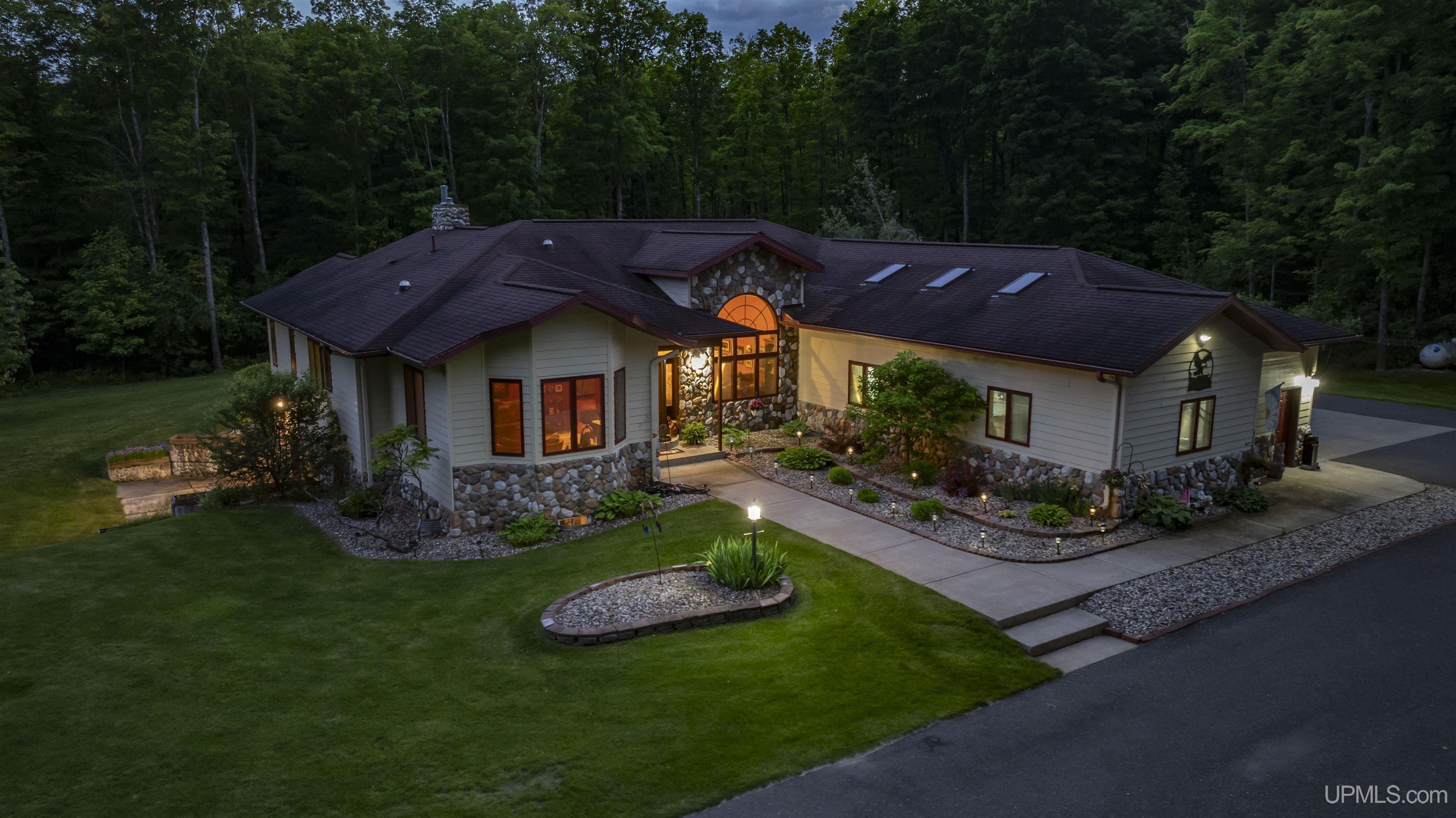 Division St, Iron River, MI 49935