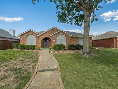 6905 Wilhelmina Dr, Sachse, TX, 75048-2120 | Card Image