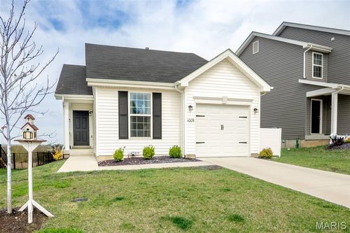 1009 Black Bear Dr, House Springs, MO, 63051-1573 | Card Image