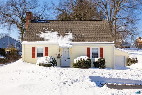 575 S Main St, West Hartford, CT, 06110-1740 | Card Image