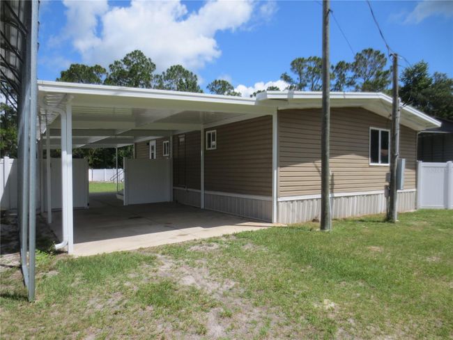 Doublewide entrance | Image 4