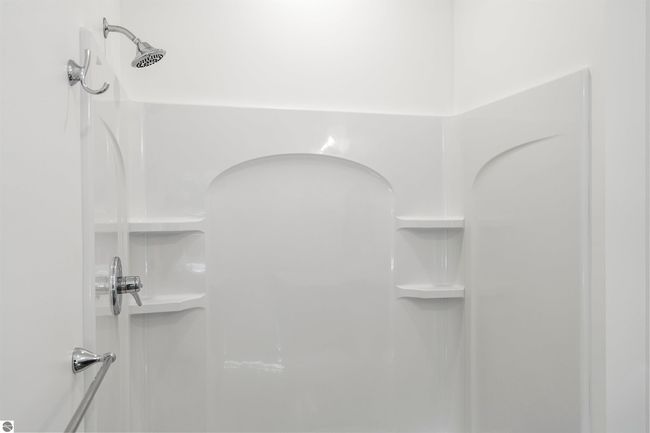 202 W Carpenter St, House other with 3 bedrooms, 2 bathrooms and null parking in Charlevoix MI | Image 17