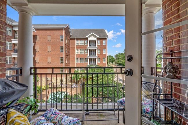 APT-201 - 3520 Central Ave, Condo with 2 bedrooms, 3 bathrooms and null parking in Memphis TN | Image 12