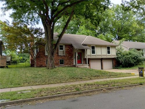 16405 Spring Valley Rd, Belton, MO, 64012-1650 | Card Image
