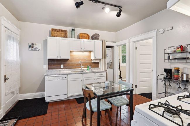 UNIT-1 - 2108 24 Th Ave S, Home with 2 bedrooms, 1 bathrooms and null parking in Minneapolis MN | Image 8