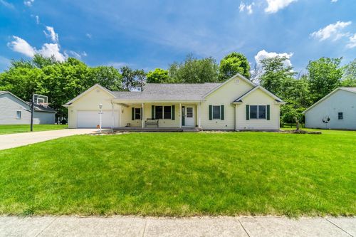 114 Whispering Ln, South Whitley, IN, 46787-9223 | Card Image