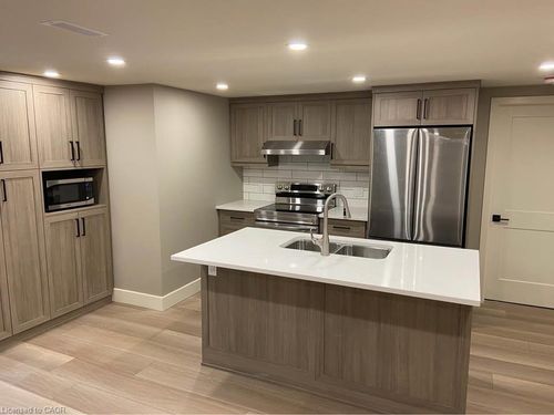 56 Woolwich St N, Breslau, ON, N0B1M0 | Card Image