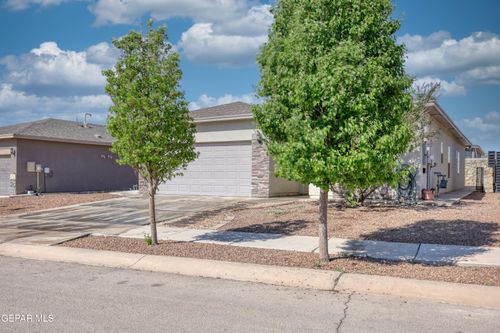 6469 Harapon St, El Paso, TX, 79932-2554 | Card Image