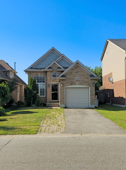 246 Mcmahen St, London, ON, N5Y0A2 | Card Image