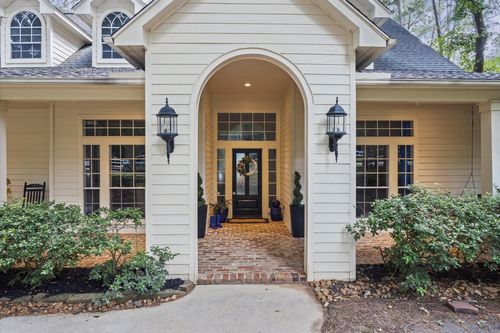6203 Fieldwood Ln, Conroe, TX, 77304-4669 | Card Image