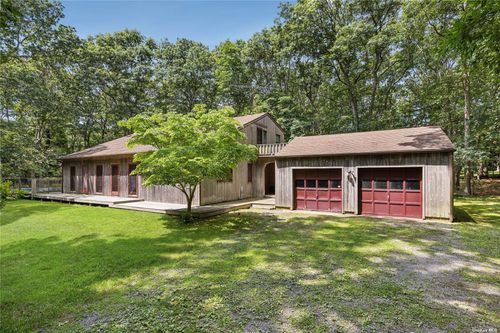 24 Old Farm Road, Sagaponack, NY, 11962 | Card Image