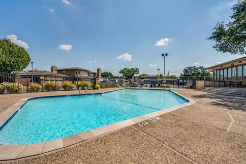 10 W Meadow Ln, Bedford, TX, 76021-5601 | Card Image