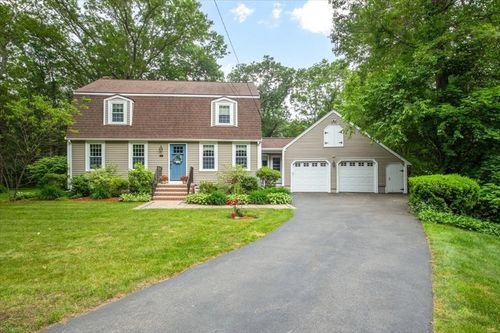 22 Fern Dr, Walpole, MA, 02081-2913 | Card Image