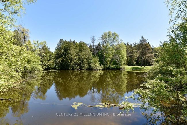 248504 5 Sideroad, House other with 3 bedrooms, 3 bathrooms and 18 parking in Mono ON | Image 5