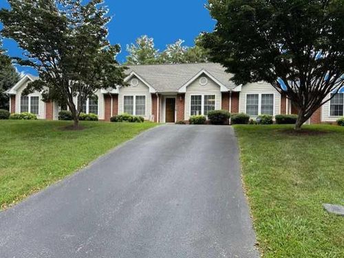 312 Cypress St, Salem, VA, 24153 | Card Image