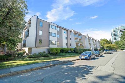 102 - 5411 Arcadia Rd, Condo with 2 bedrooms, 1 bathrooms and 1 parking in Richmond BC | Image 1