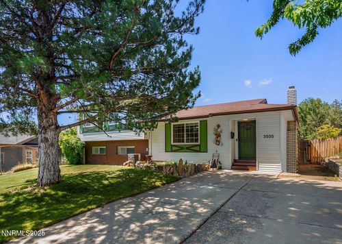 3505 Everett Dr, Reno, NV, 89503-3816 | Card Image