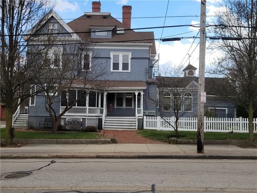 1-223 Cottage St, Pawtucket, RI, 02860-3022 | Card Image