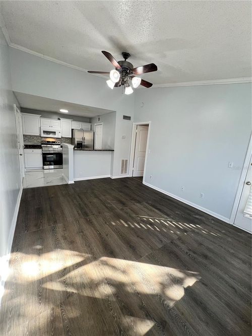 304-3550 Tobago Lane, TAMPA, FL, 33614 | Card Image