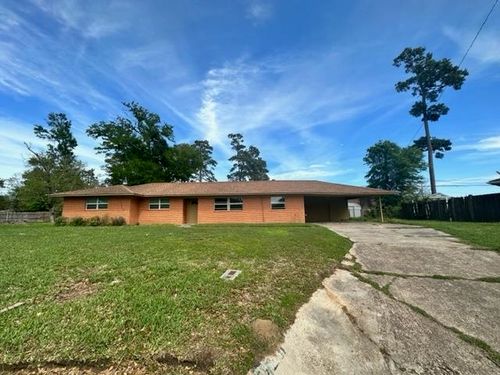 3520 Lazy Ln, Beaumont, TX, 77706-3013 | Card Image