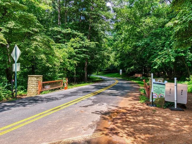 154 Bluffington Way, Townhouse with 3 bedrooms, 3 bathrooms and null parking in Marietta GA | Image 27