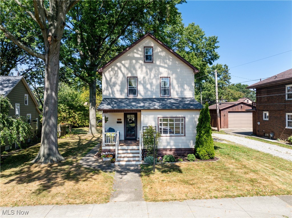 8th St, Dover, OH 44622