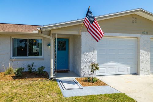 5041 Bay Blvd, PORT RICHEY, FL, 34668-6204 | Card Image