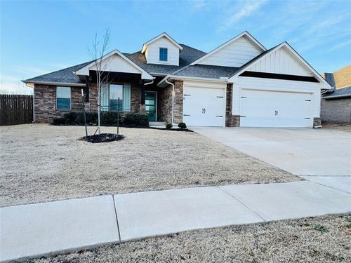 8416 Rainier Street, Edmond, OK, 73034 | Card Image