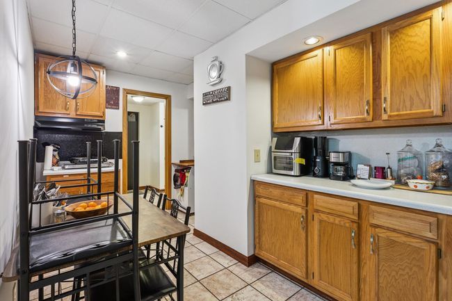 Mini kitchen in lower level | Image 24