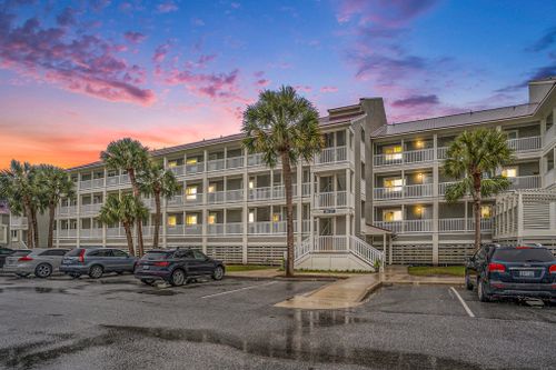 93 W Mariners Cay Dr, Folly Beach, SC, 29439 | Card Image