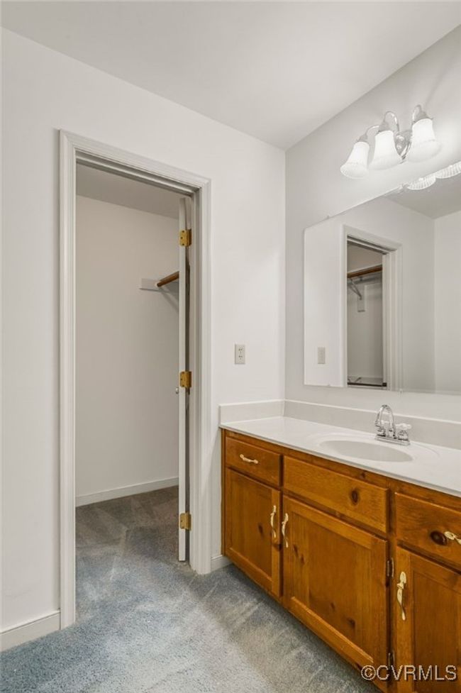 Walk-in Closet #2- Primary | Image 27