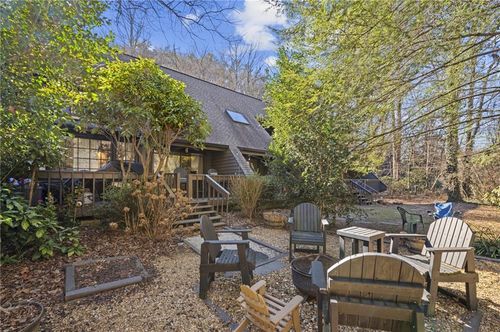 655 Riverside Dr, East Ellijay, GA, 30540-8161 | Card Image