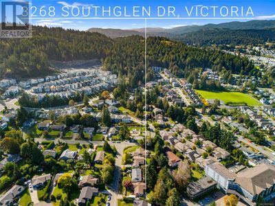 3268 Southglen Dr, House other with 3 bedrooms, 2 bathrooms and 2 parking in Langford BC | Image 1