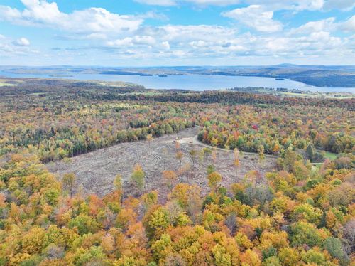 842 Gibbs Rd, Newport Ctr, VT, 05857 | Card Image