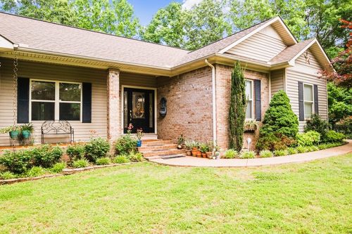 306 Riverwood Dr, Buchanan, TN, 38222-4084 | Card Image