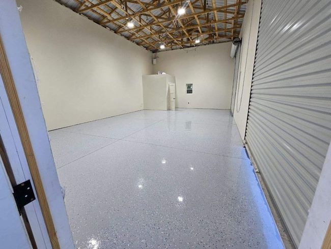 6 S Railroad Ave, House other with 1 bedrooms, 1 bathrooms and 2 parking in Shepherd TX | Image 7