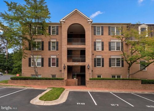 301-13-10703 Kings Riding Way, ROCKVILLE, MD, 20852-5420 | Card Image
